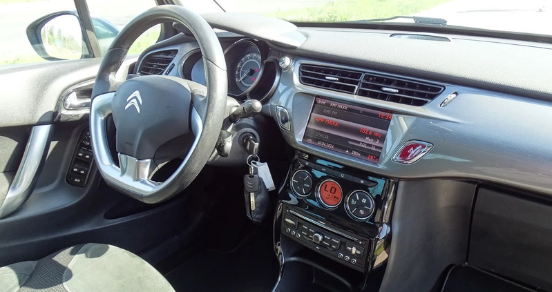 Citroen C3 cena 23900 przebieg: 118265, rok produkcji 2011 z Częstochowa małe 232